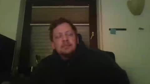 Snapshot of blonde32m chatting on 11.02.25 blonde32m online show from 11.02.25