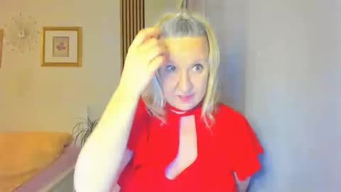 Nicole online show from 01.31.25