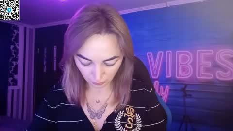 Snapshot of blonde_temptation chatting on 10.19.25 Meryem online show from 10.19.25