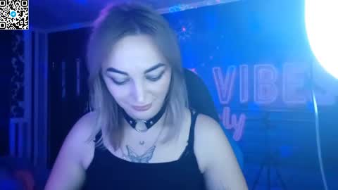 Snapshot of blonde_temptation chatting on 10.22.25 Meryem online show from 10.22.25