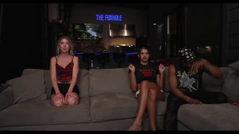 blondefoxsilverfox online show from 10.04.25