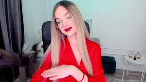 Sophia online show from 02.03.25