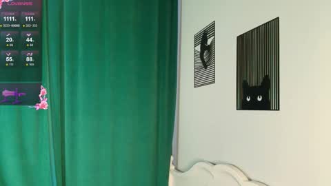 Snapshot of blowjob_queeny chatting on 09.21.25 Welcome guysMy name KatePVT its Open online show from 09.21.25