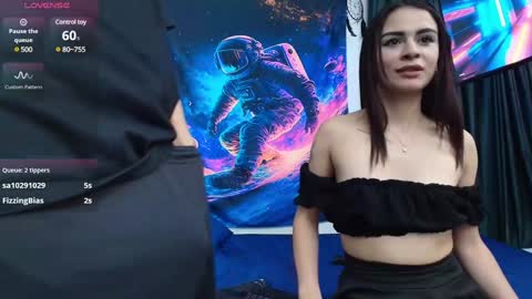 santiylola online show from 01.05.25