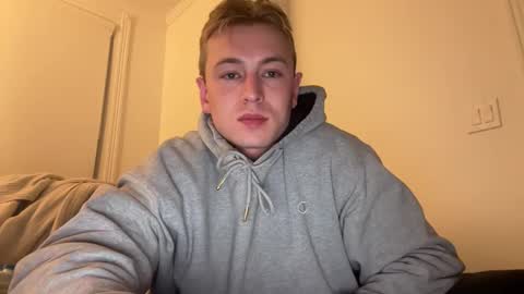 Snapshot of blue10sethut chatting on 11.11.25 blue10sethut online show from 11.11.25