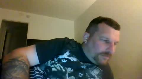 bluedemoneyes1986 online show from 09.17.25