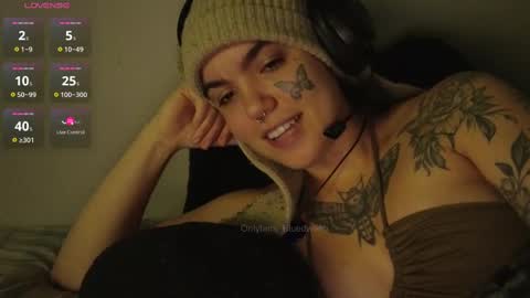 Blue online show from 09.27.25