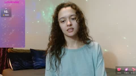 Snapshot of bluevixen7 chatting on 12.28.24 bluevixen7 online show from 12.28.24