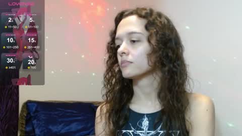 Snapshot of bluevixen7 chatting on 01.08.25 bluevixen7 online show from 01.08.25