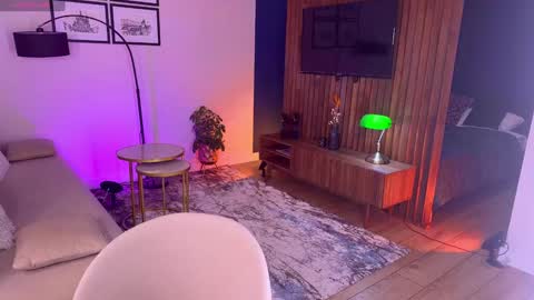 Mikki chan online show from 10.23.25