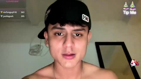 Snapshot of bob_pettersonn chatting on 12.14.24 Bob  INDEPENDENT MODEL online show from 12.14.24