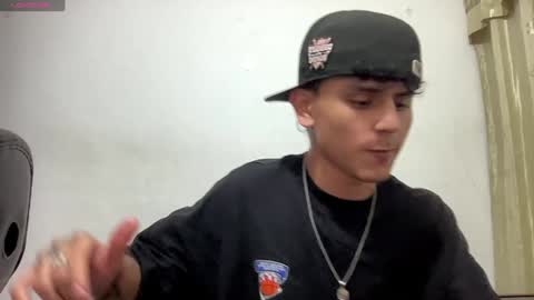 Snapshot of bob_pettersonn chatting on 12.15.24 Bob  INDEPENDENT MODEL online show from 12.15.24