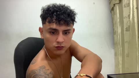 Snapshot of bob_pettersonn chatting on 12.24.24 Bob  INDEPENDENT MODEL online show from 12.24.24