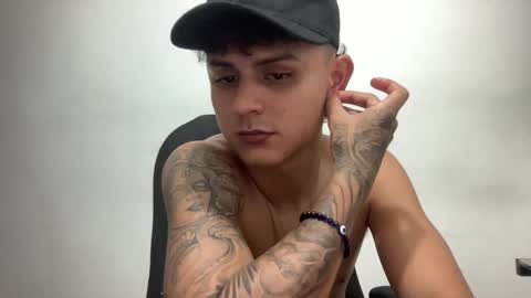 Snapshot of bob_pettersonn chatting on 02.19.25 Bob  INDEPENDENT MODEL online show from 02.19.25