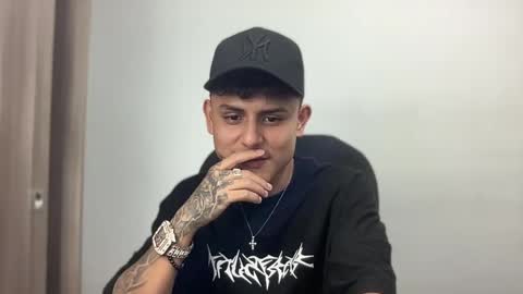 Snapshot of bob_pettersonn chatting on 02.23.25 Bob  INDEPENDENT MODEL online show from 02.23.25