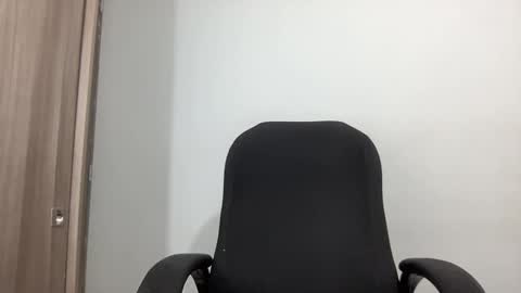 Snapshot of bob_pettersonn chatting on 02.25.25 Bob  INDEPENDENT MODEL online show from 02.25.25