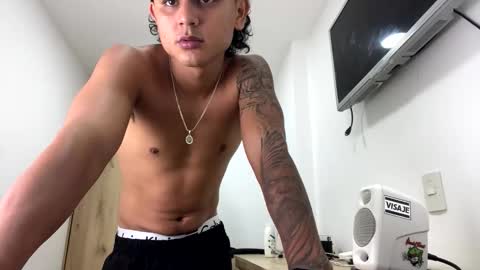 Snapshot of bob_pettersonn chatting on 09.10.25 Bob  INDEPENDENT MODEL online show from 09.10.25