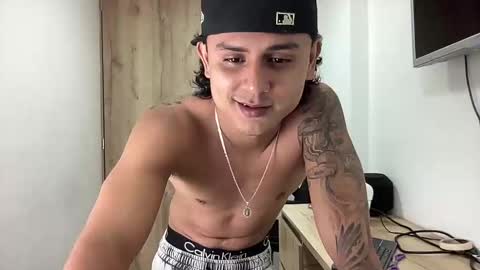 Snapshot of bob_pettersonn chatting on 09.16.25 Bob  INDEPENDENT MODEL online show from 09.16.25