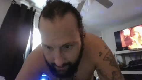 Snapshot of bobbyq2969 chatting on 10.03.25 bobbyq2969 online show from 10.03.25