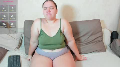 Snapshot of bodyana69 chatting on 12.09.24 bodyana     GIRLS SOLO ACCOUNT  cutie yana online show from 12.09.24