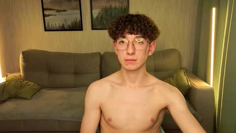 ALEXPVT IS OPEN online show from 10.10.25