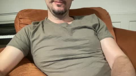 Snapshot of boludopeludo chatting on 03.10.25 edilsonrd online show from 03.10.25