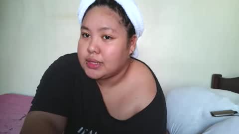 Snapshot of bombastic_darla chatting on 10.27.25 bombastic_darla online show from 10.27.25