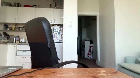 Bondi online show from 02.27.25