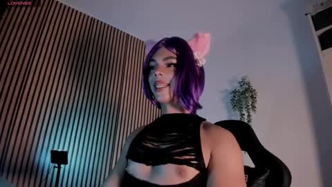 Snapshot of bonny_shine599 chatting on 10.22.25 Bonny Shine online show from 10.22.25