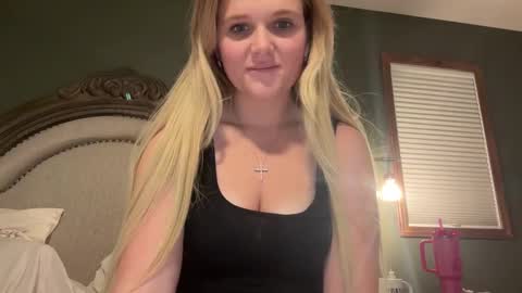 Snapshot of booksnlooksgirl chatting on 12.02.24 booksnlooksgirl online show from 12.02.24