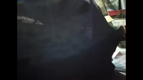 Snapshot of boonutzinurface chatting on 10.20.25 Boonuyzinurface online show from 10.20.25