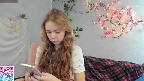 Snapshot of booozekirs_ chatting on 10.22.25 Milena online show from 10.22.25