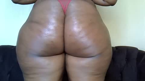 Snapshot of bootieshakess chatting on 12.29.24 bootieshakess online show from 12.29.24