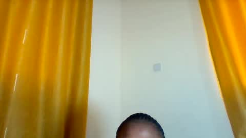 Snapshot of booty_panther chatting on 01.02.25 sandrah online show from 01.02.25