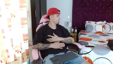 booyhott_ online show from 10.24.25