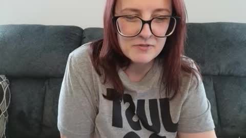 boredbustyhousewife online show from 12.05.25