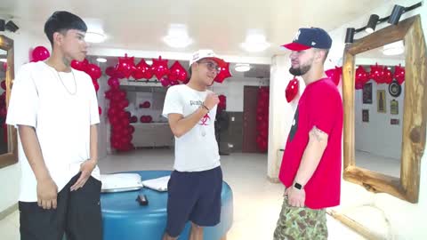 Snapshot of boschcz chatting on 01.26.25 THOMAS AND DAMIAND online show from 01.26.25