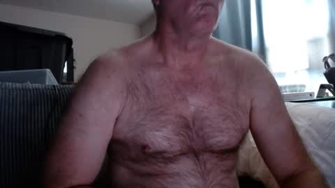 Snapshot of bose36 chatting on 03.11.25 bose36 online show from 03.11.25