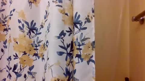 Snapshot of bosslife505050 chatting on 12.31.24 The Italian Boss online show from 12.31.24