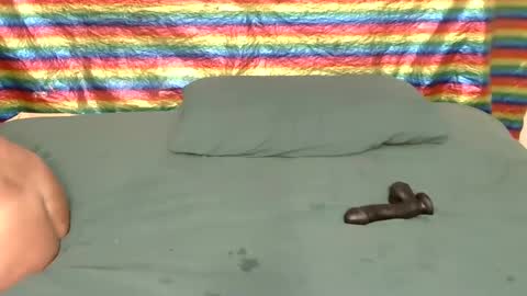 Snapshot of bottomdaddyforyou925375 chatting on 01.03.25 bottomdaddyforyou925375 online show from 01.03.25