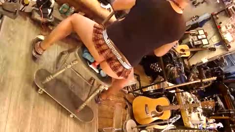 Snapshot of bouncybooty181369 chatting on 10.19.25 bouncybooty181369 online show from 10.19.25