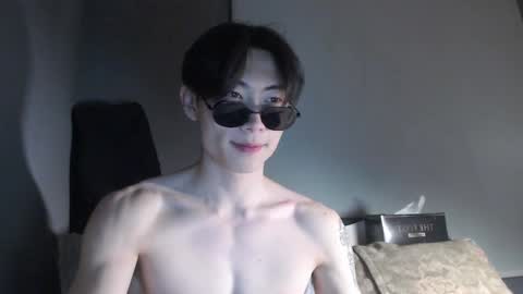 Snapshot of boxman556990 chatting on 01.19.25 boxman556990 online show from 01.19.25