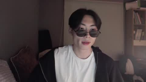 Snapshot of boxman556990 chatting on 01.21.25 boxman556990 online show from 01.21.25