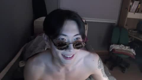 Snapshot of boxman556990 chatting on 02.10.25 boxman556990 online show from 02.10.25