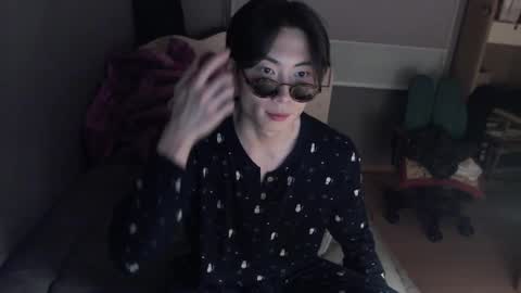 Snapshot of boxman556990 chatting on 03.07.25 boxman556990 online show from 03.07.25