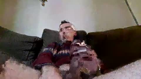 Snapshot of boybcn19 chatting on 02.20.25 Your slavesexx19 online show from 02.20.25