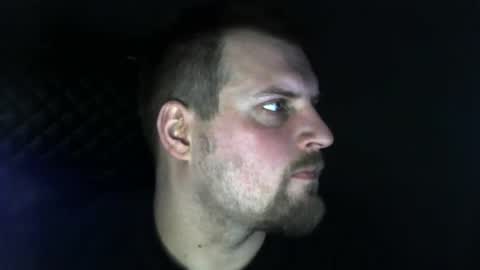 Snapshot of boynextdoooooor chatting on 10.30.25 boynextdoooooor online show from 10.30.25