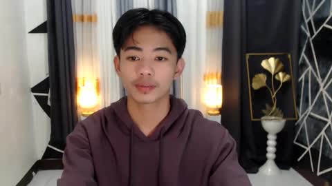 Snapshot of boynextdoor4ux chatting on 01.04.25 HI IM JAMES DONT FORGET GIVE ME THUMBS UP AND JOIN TO MY FANCLUB online show from 01.04.25