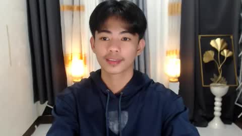 Snapshot of boynextdoor4ux chatting on 01.05.25 HI IM JAMES DONT FORGET GIVE ME THUMBS UP AND JOIN TO MY FANCLUB online show from 01.05.25