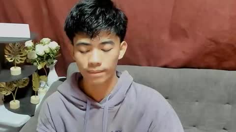 Snapshot of boynextdoor4ux chatting on 09.19.25 HI IM JAMES DONT FORGET GIVE ME THUMBS UP AND JOIN TO MY FANCLUB online show from 09.19.25